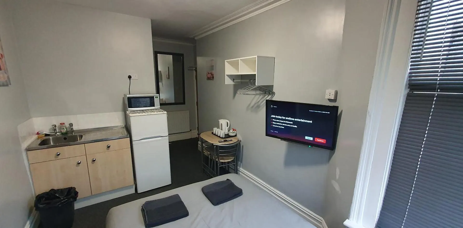 Blackpool North Close To Station With Free Parking